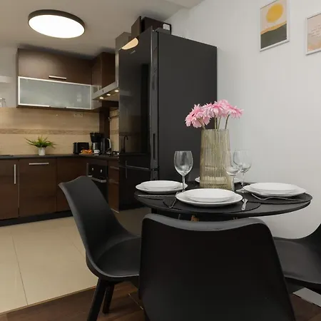 Family Apartment Near Pge Narodowy By Noclegi Renters Warsaw Exterior photo