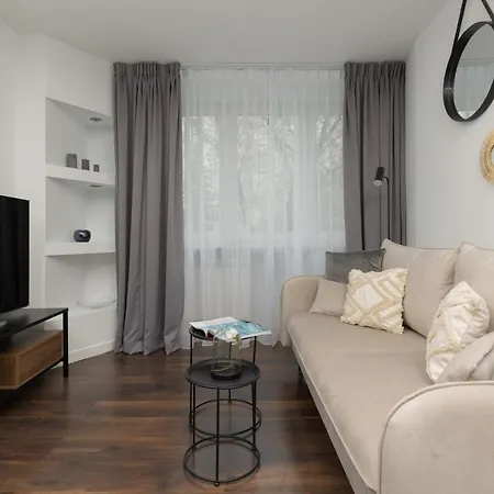 Family Apartment Near Pge Narodowy By Noclegi Renters Warsaw Exterior photo
